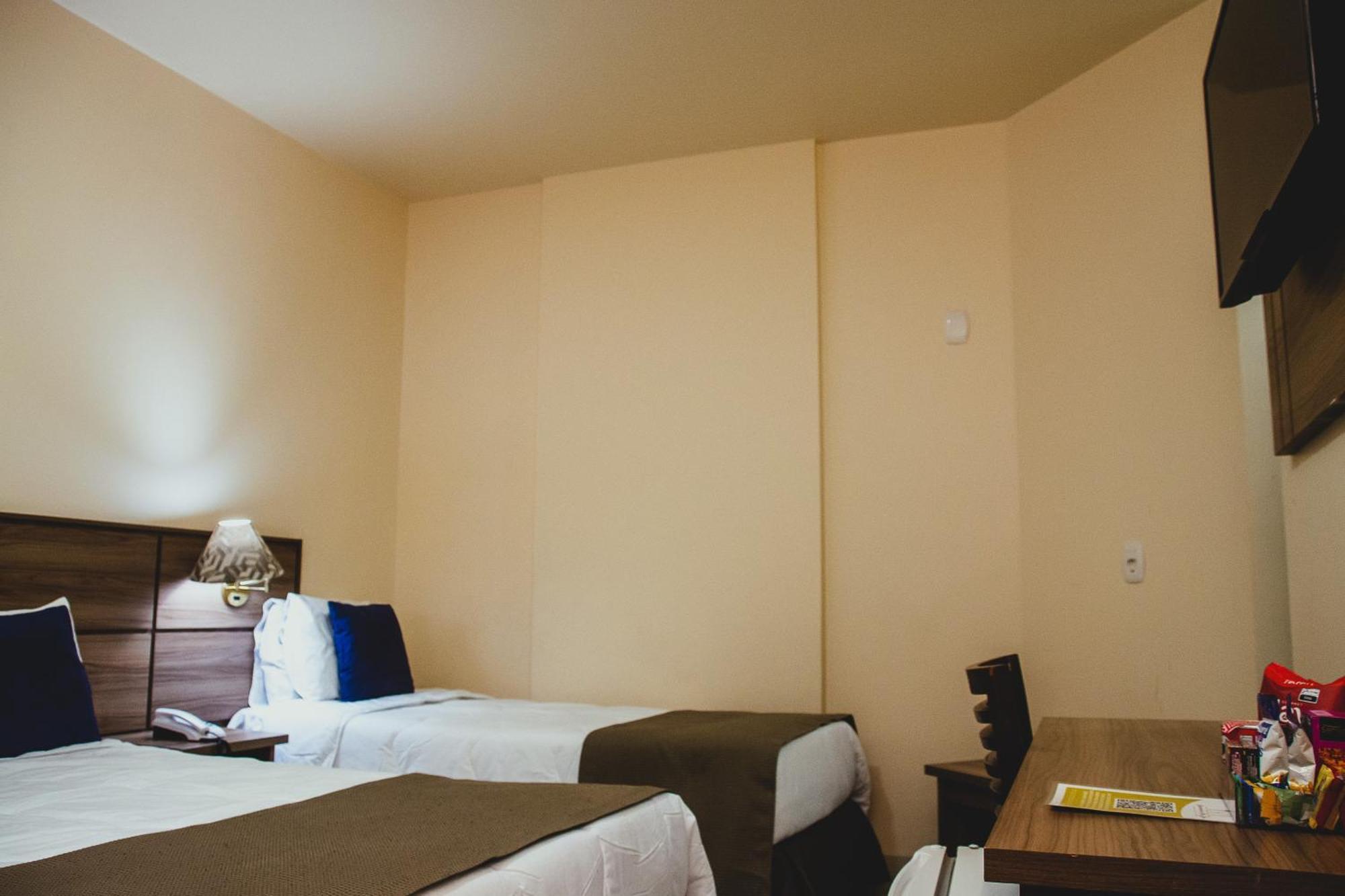 Fenix Hotel ポウゾ・アレグレ エクステリア 写真